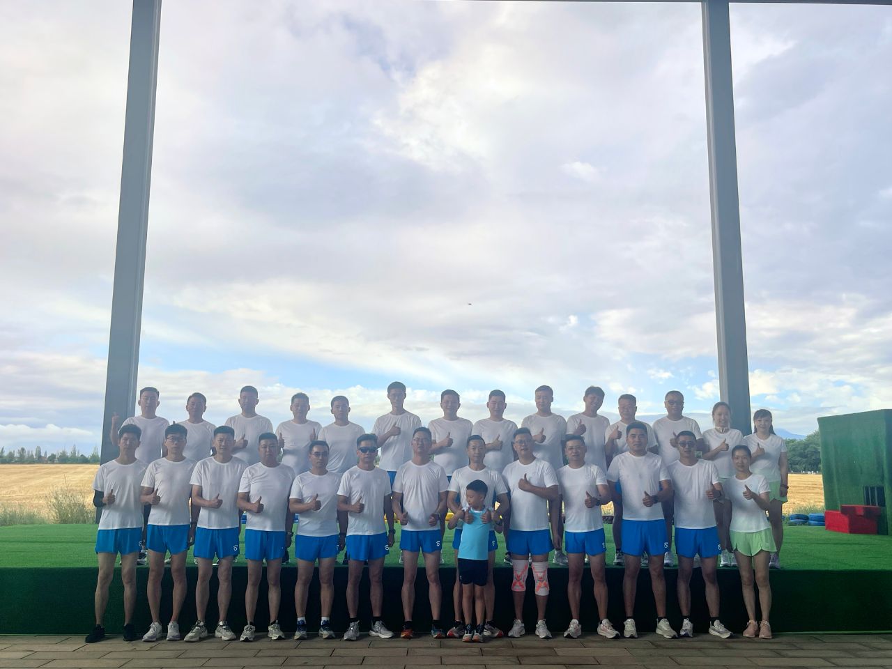 无跑不欢，携手并肩